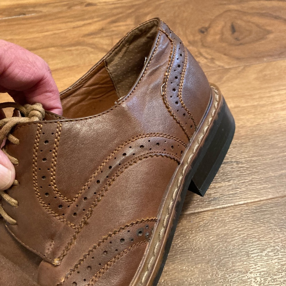 Perry Ellis wingtips - Picture 6 of 16